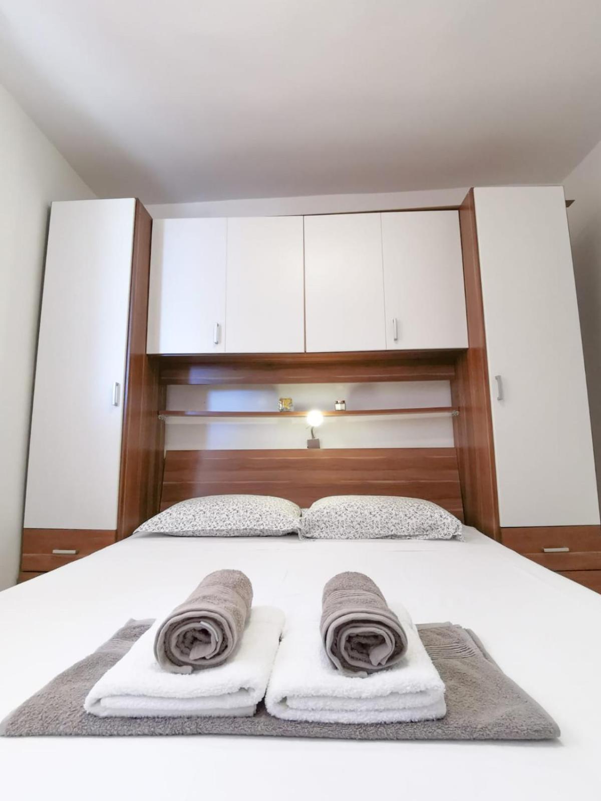 Apartments By The Sea Mimice, Omis - 14230 客房 照片